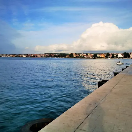 Divinity's Reach - Old Town Center Gostinjska kuća 4*