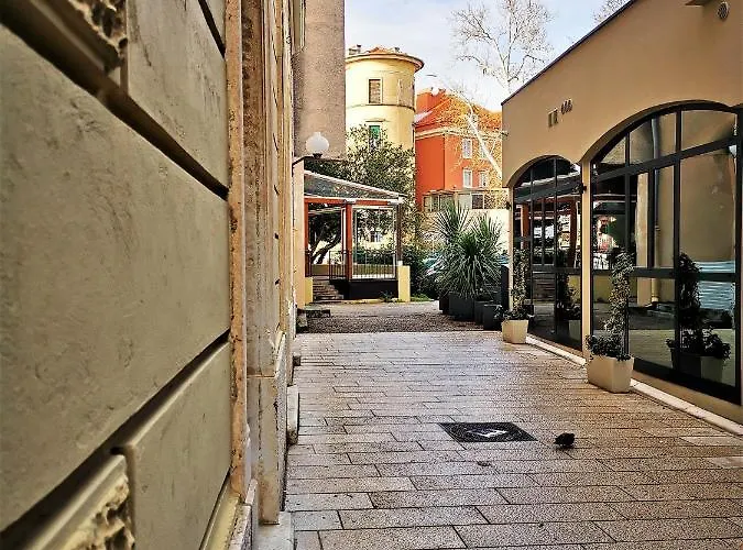 Divinity's Reach - Old Town Center